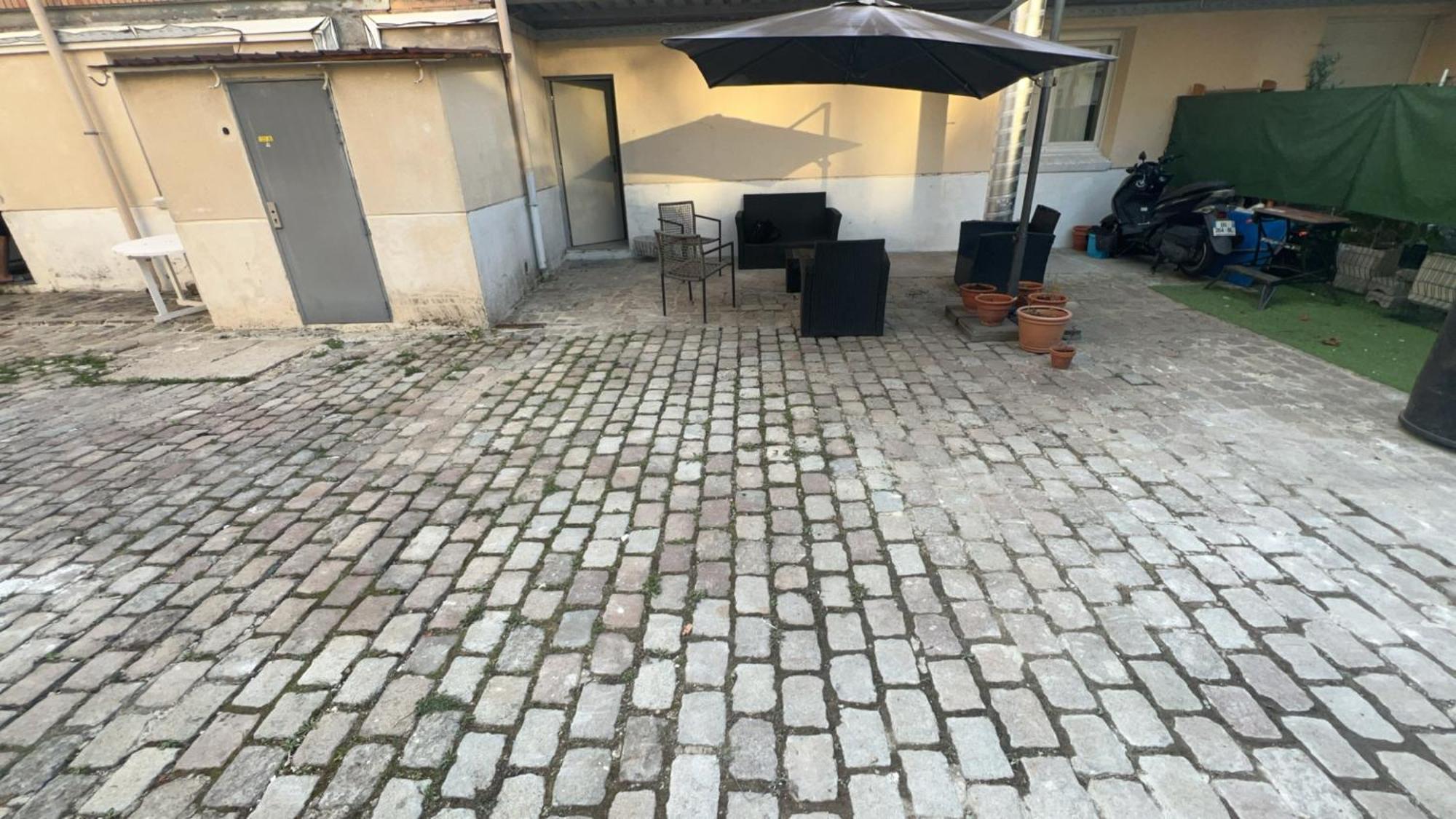 Studio A 2 Arret De Gare Du Nord Pierrefitte-sur-Seine Eksteriør billede